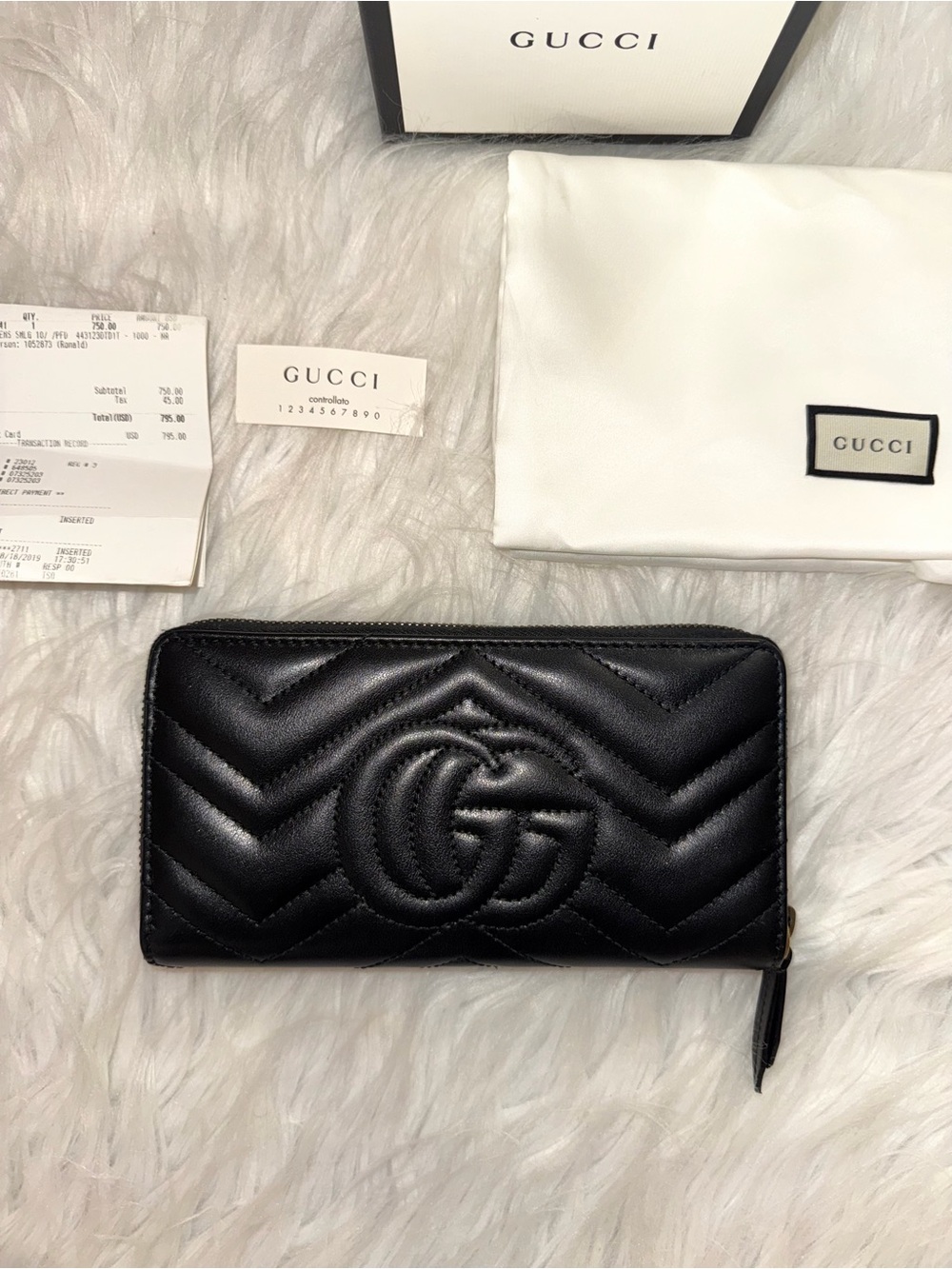 Gucci GG Marmont Black Quilted Leather Zip Wallet - Picture 8 of 10